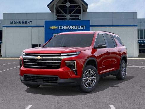New 2027 Chevrolet Traverse LT w/ Driver Confidence Package FWD image 6
