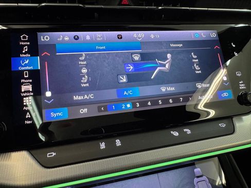 Used 2024 Jeep Wagoneer Launch Edition image 15