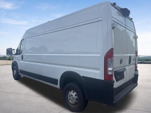 Used 2023 RAM ProMaster 2500 FWD image 2