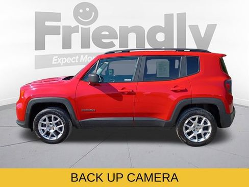 Used 2023 Jeep Renegade Latitude w/ Premium Group AWD/4WD image 8