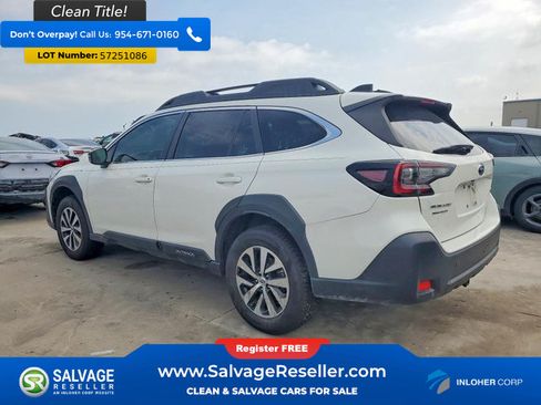 Used 2023 Subaru Outback Premium AWD/4WD image 3