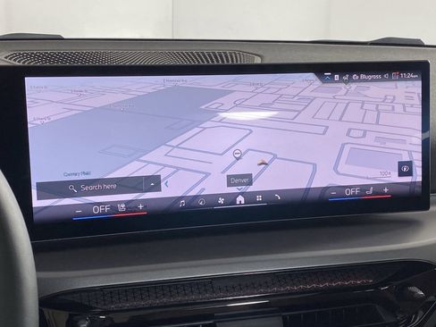 Used 2025 BMW 230i xDrive Coupe w/ Premium Package image 26