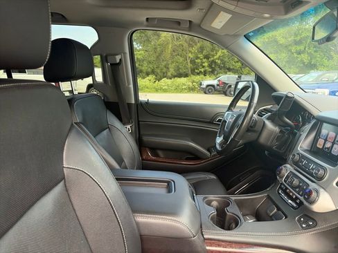 Used 2018 GMC Yukon SLT AWD/4WD image 14