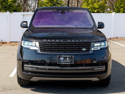 Used 2023 Land Rover Range Rover Autobiography AWD/4WD image 2