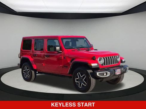 Used 2026 Jeep Wrangler Unlimited Sahara AWD/4WD image 8