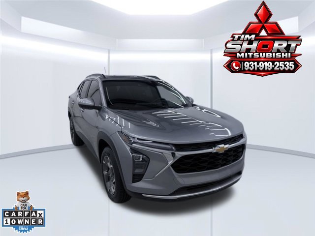 Used 2024 Chevrolet Trax LT w/ Driver Confidence Package FWD image 1