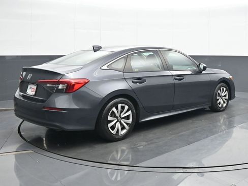 Used 2022 Honda Civic LX image 6