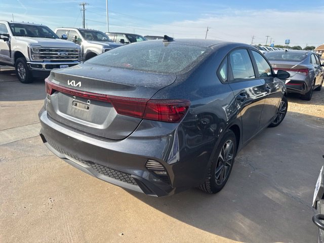 Used 2024 Kia Forte LXS FWD image 6