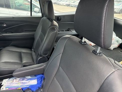 Used 2020 Honda Pilot Elite image 11