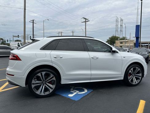 Used 2019 Audi Q8 Premium Plus w/ Premium Plus AWD/4WD image 4