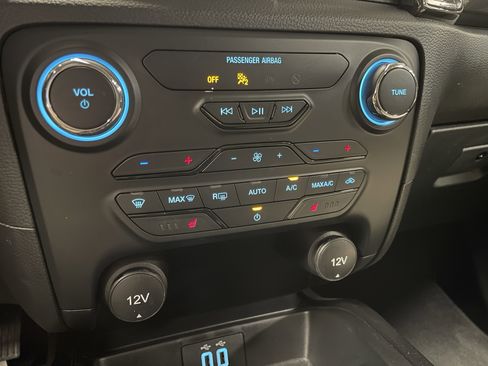 Used 2023 Ford Ranger Lariat w/ Technology Package image 11