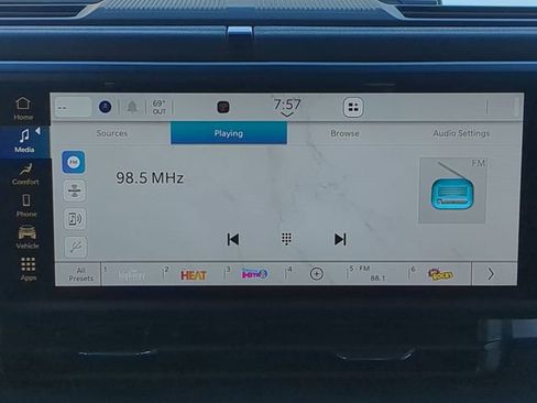 New 2026 Jeep Gladiator Sport image 19