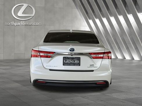 Used 2013 Toyota Avalon Limited FWD image 26