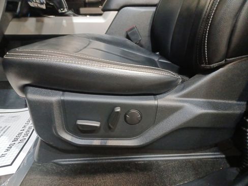 Used 2019 Ford F150 Lariat w/ Equipment Group 502A Luxury image 13