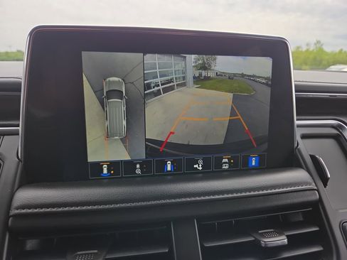Certified 2022 Chevrolet Tahoe LT w/ Luxury Package AWD/4WD image 19