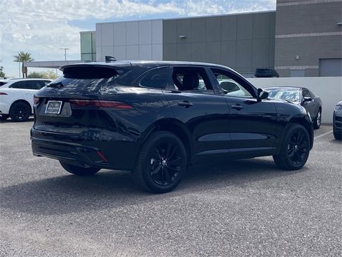 Used 2025 Jaguar F-PACE R-Dynamic S image 28