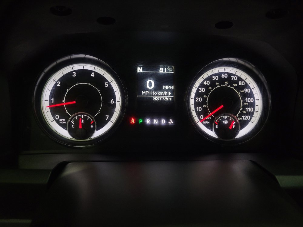 Used 2018 RAM 1500 Express w/ Black Ram 1500 Express Group AWD/4WD image 23
