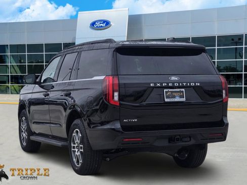 New 2026 Ford Expedition Active RWD image 4