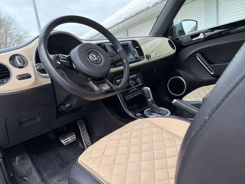 Used 2019 Volkswagen Beetle 2.0T Final Edition SEL image 8