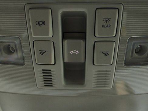 New 2025 Volkswagen Taos SEL image 43