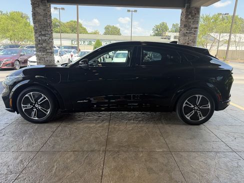 Used 2023 Ford Mustang Mach-E Premium RWD image 10