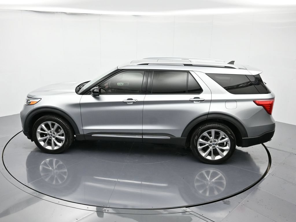 Used 2021 Ford Explorer Platinum w/ Equipment Group 601A AWD/4WD image 45