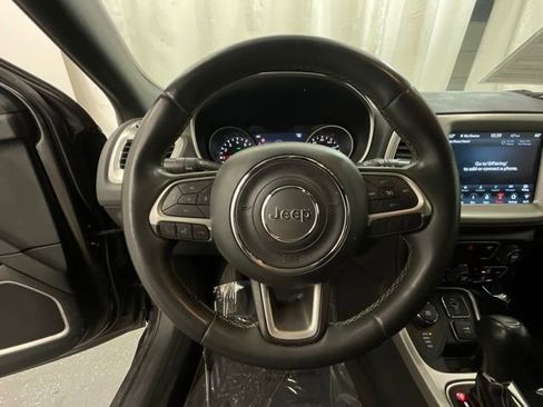 Used 2021 Jeep Compass Latitude AWD/4WD image 11
