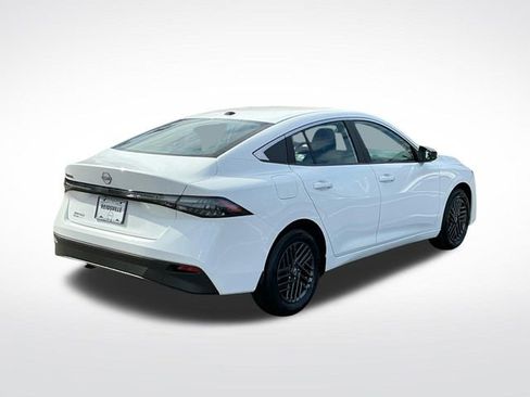 New 2026 Nissan Sentra SV image 7