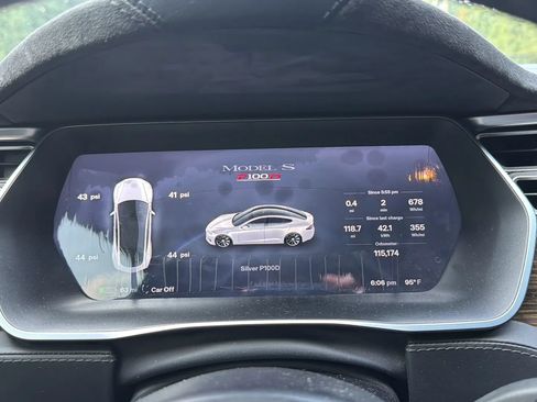 Used 2017 Tesla Model S P100D AWD/4WD image 16