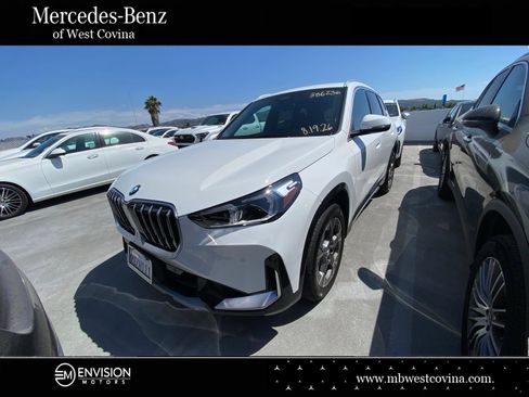 Used 2025 BMW X1 xDrive28i AWD/4WD image 1