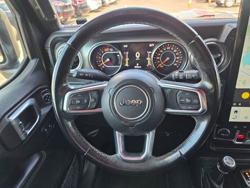 Used 2019 Jeep Wrangler Unlimited Sahara w/ Safety Group AWD/4WD image 14