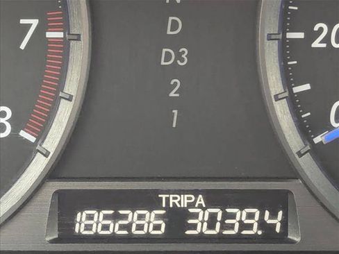 Used 2011 Honda Crosstour EX-L image 10