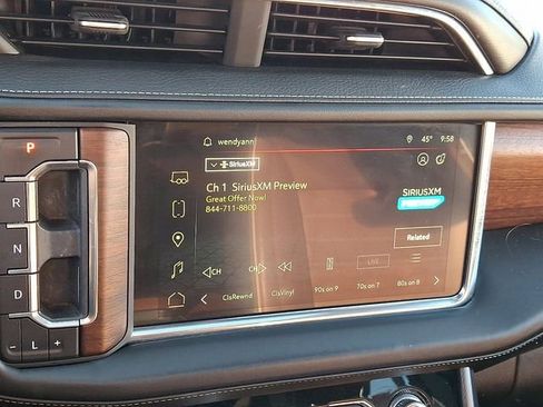 Used 2023 GMC Yukon Denali Ultimate image 19