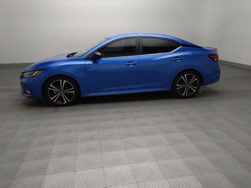 Used 2023 Nissan Sentra SR w/ SR Premium Package FWD image 2