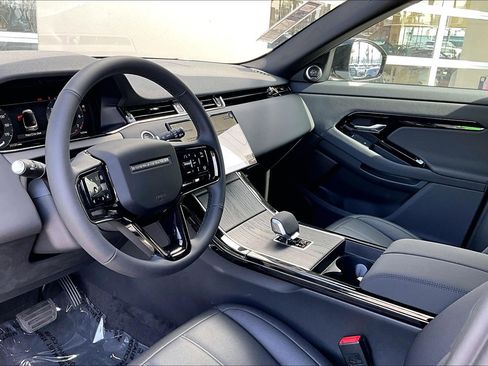 New 2026 Land Rover Range Rover Evoque S image 6