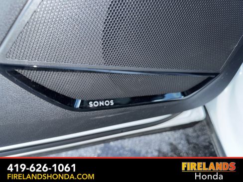 Used 2024 Audi Q3 2.0T Premium Plus image 12