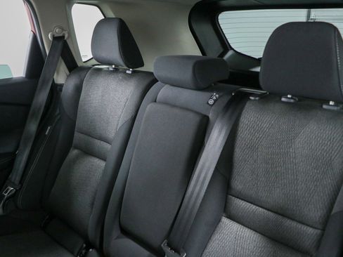 Used 2024 Nissan Rogue SV FWD image 24