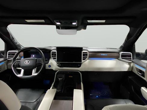 Used 2024 Toyota Sequoia Capstone image 22