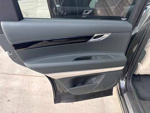 New 2026 Genesis GV80 2.5T AWD/4WD image 12