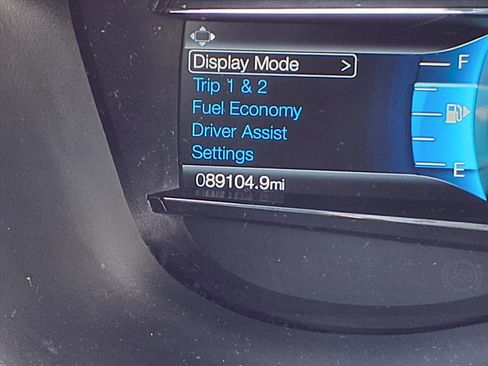 Used 2018 Ford Explorer XLT w/ Equipment Group 202A image 18