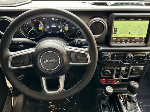 Used 2023 Jeep Wrangler Unlimited Rubicon 4xe image 16