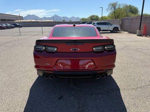 Used 2019 Chevrolet Camaro SS RWD image 6