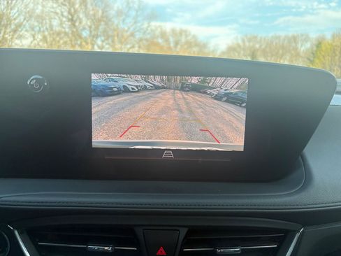 Used 2025 Buick Encore GX Preferred AWD/4WD image 21