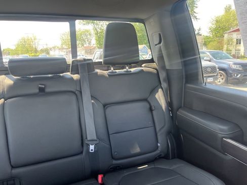 Used 2022 Chevrolet Silverado 2500 LTZ w/ LTZ Convenience Package AWD/4WD image 15