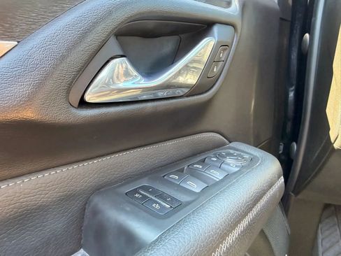 Used 2021 GMC Yukon Denali AWD/4WD image 20