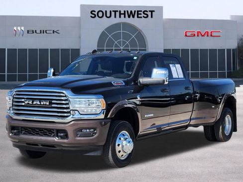Used 2024 RAM 3500 Limited w/ Safety Group AWD/4WD image 2