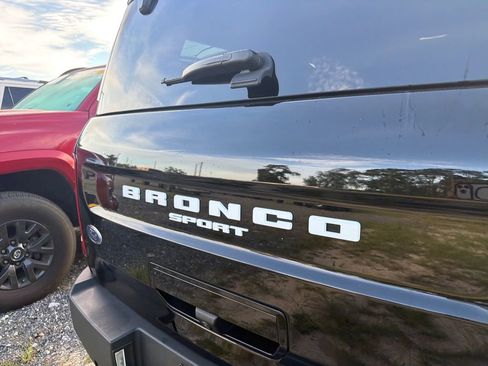 Used 2023 Ford Bronco Sport Outer Banks AWD/4WD image 18