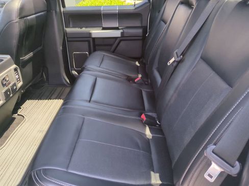Used 2020 Ford F150 Lariat w/ Equipment Group 502A Luxury AWD/4WD image 20