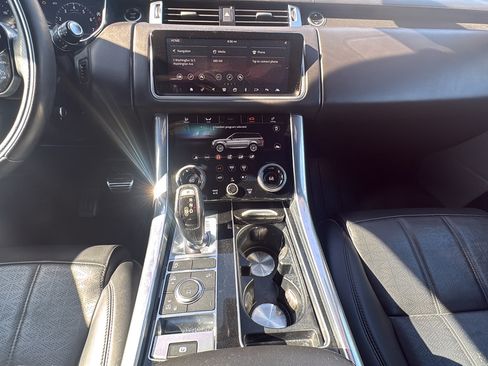 Used 2018 Land Rover Range Rover Sport HSE Dynamic AWD/4WD image 18