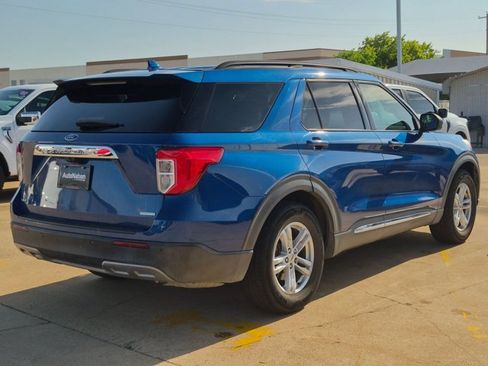 Used 2020 Ford Explorer XLT w/ Equipment Group 202A RWD image 5